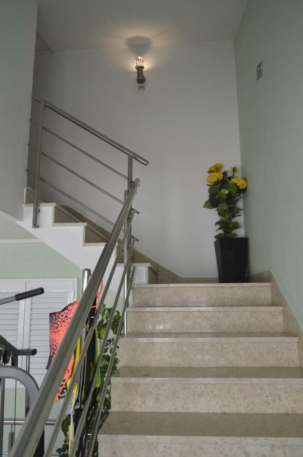 Apartment Sea Макарська Екстер'єр фото